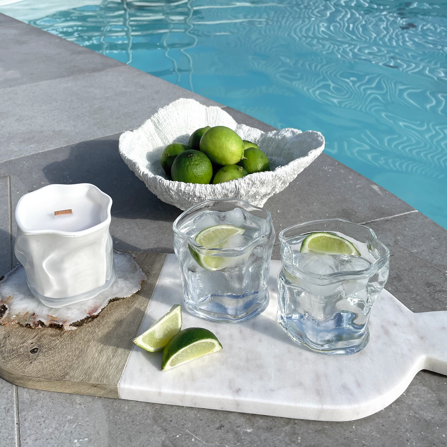 GLASSWARE BUNDLE OF 4